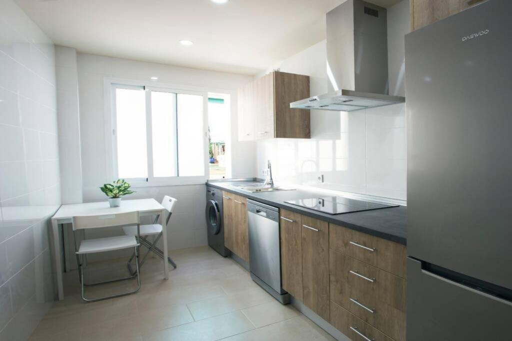Sweet Apartment Malaga Exterior photo