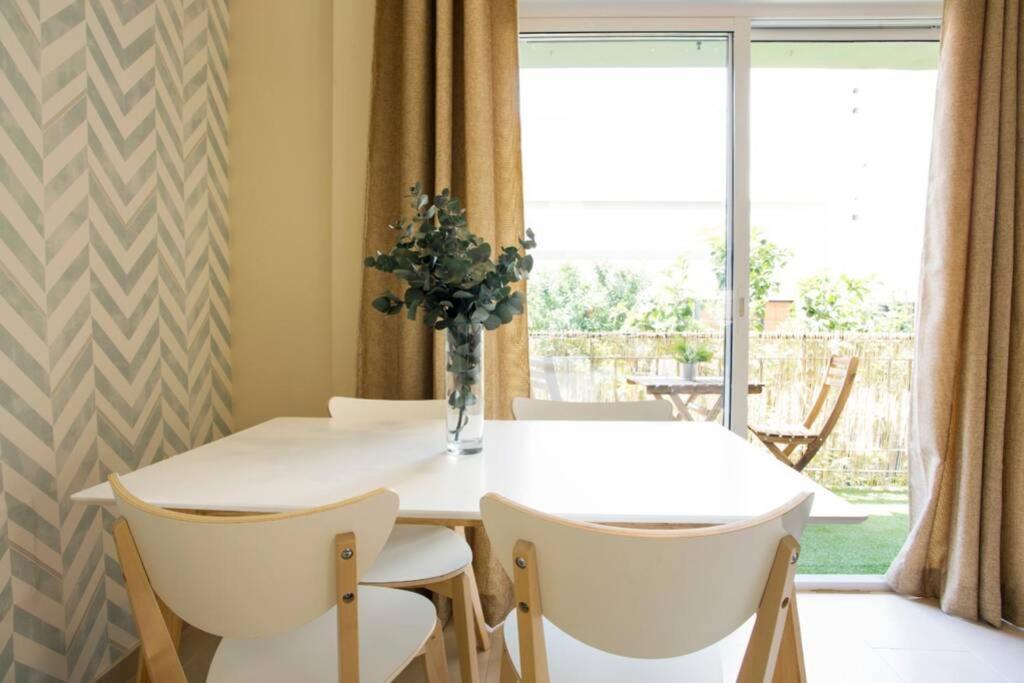 Sweet Apartment Malaga Exterior photo