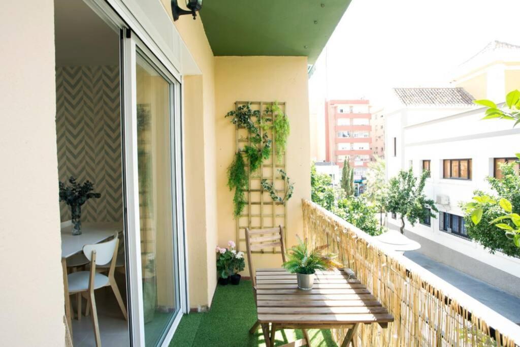 Sweet Apartment Malaga Exterior photo