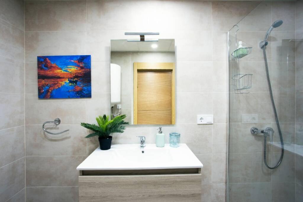 Sweet Apartment Malaga Exterior photo