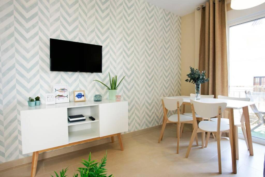 Sweet Apartment Malaga Exterior photo