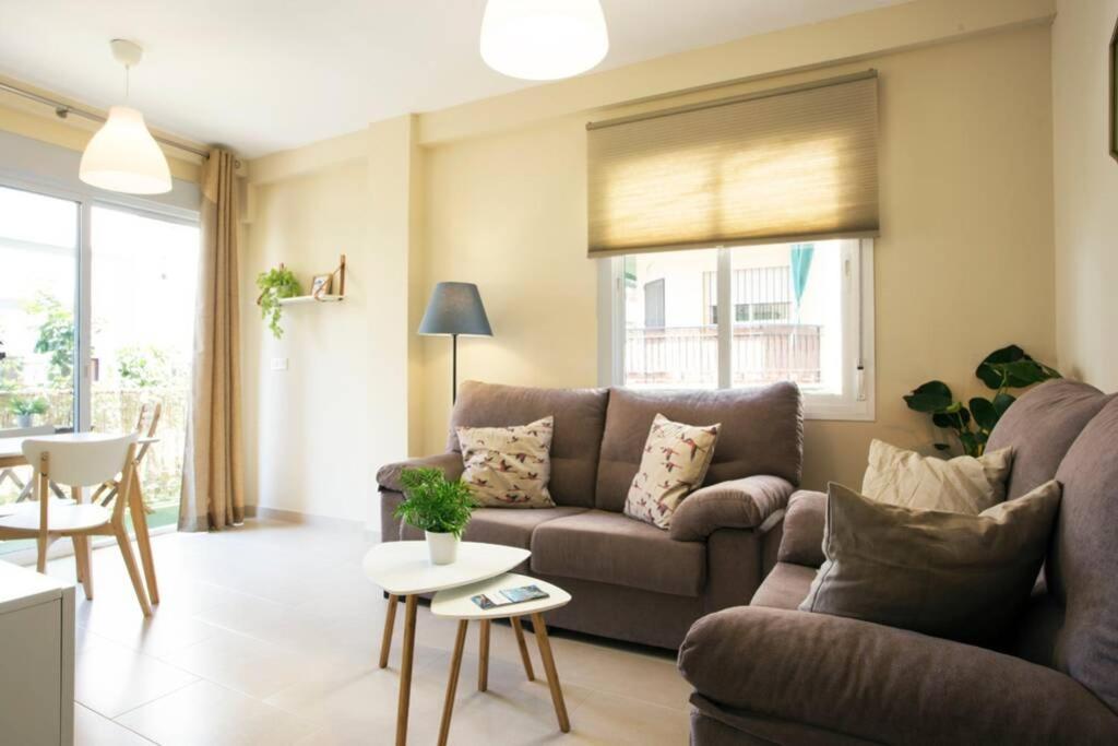 Sweet Apartment Malaga Exterior photo