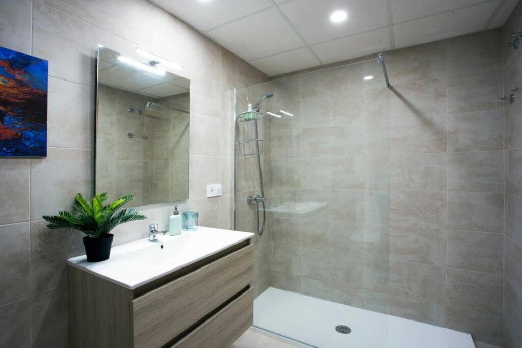 Sweet Apartment Malaga Exterior photo
