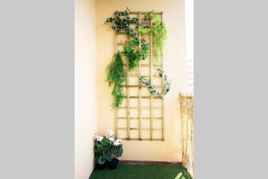 Sweet Apartment Malaga Exterior photo